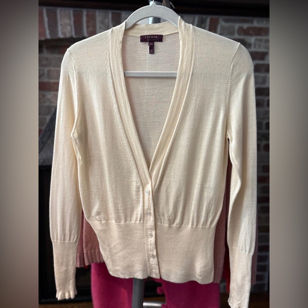 Escada Ivory Button-Up Cardigan
